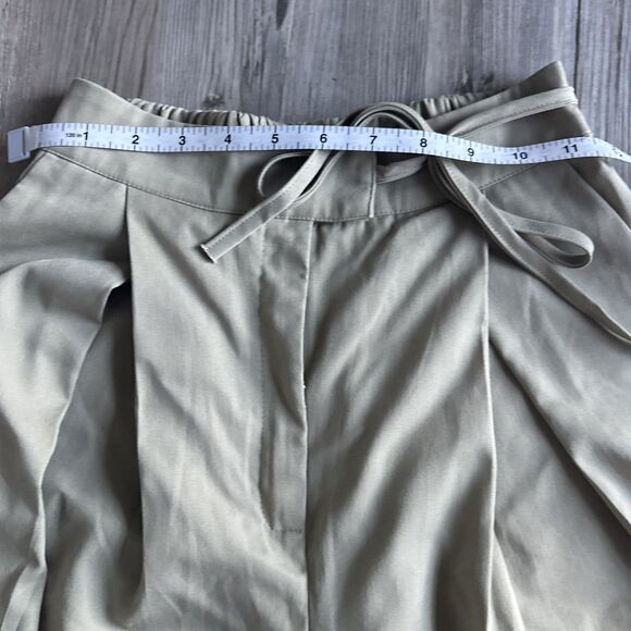 Solado Side Leg Chino Pants Light Sage Green with Tie Waist And Elastic Back XS - Picture 4 of 11
